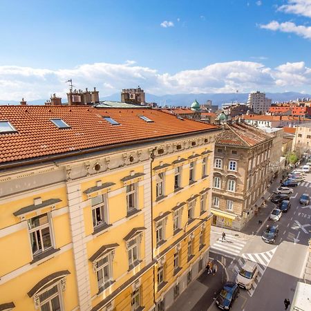 Vera Apartment Rijeka Eksteriør billede