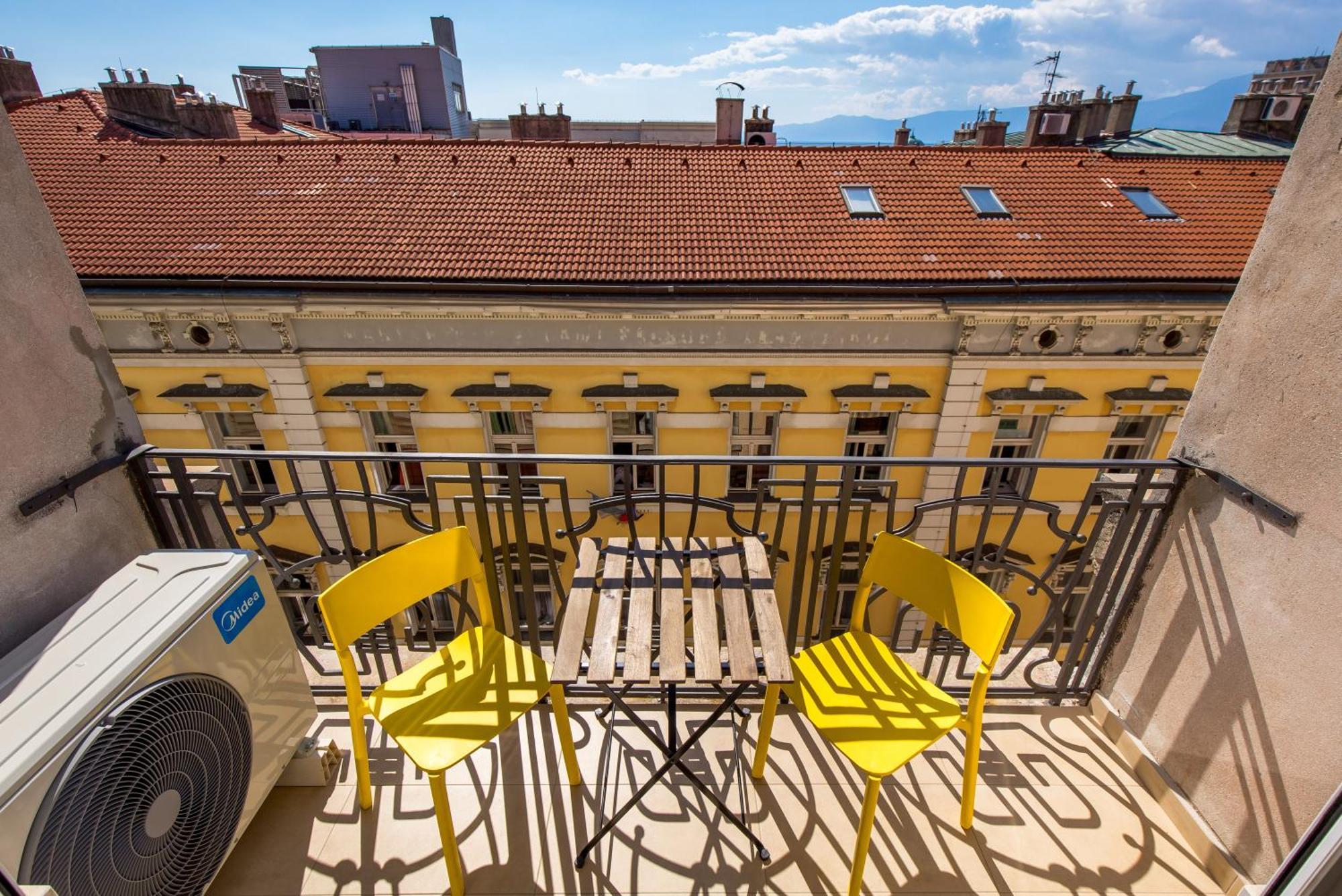 Vera Apartment Rijeka Eksteriør billede